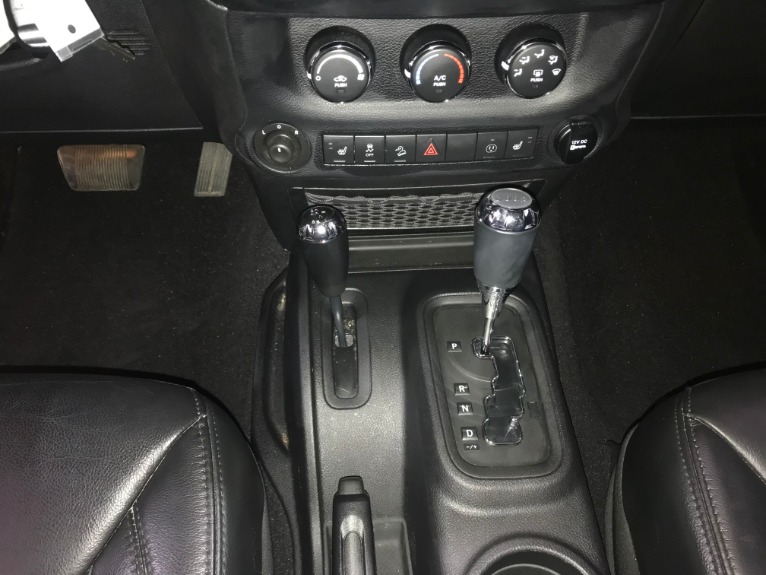 Used-2014-Jeep-Wrangler-Unlimited-Altitude-Edition