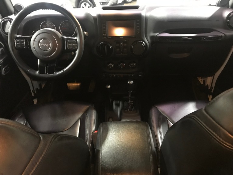 Used-2014-Jeep-Wrangler-Unlimited-Altitude-Edition
