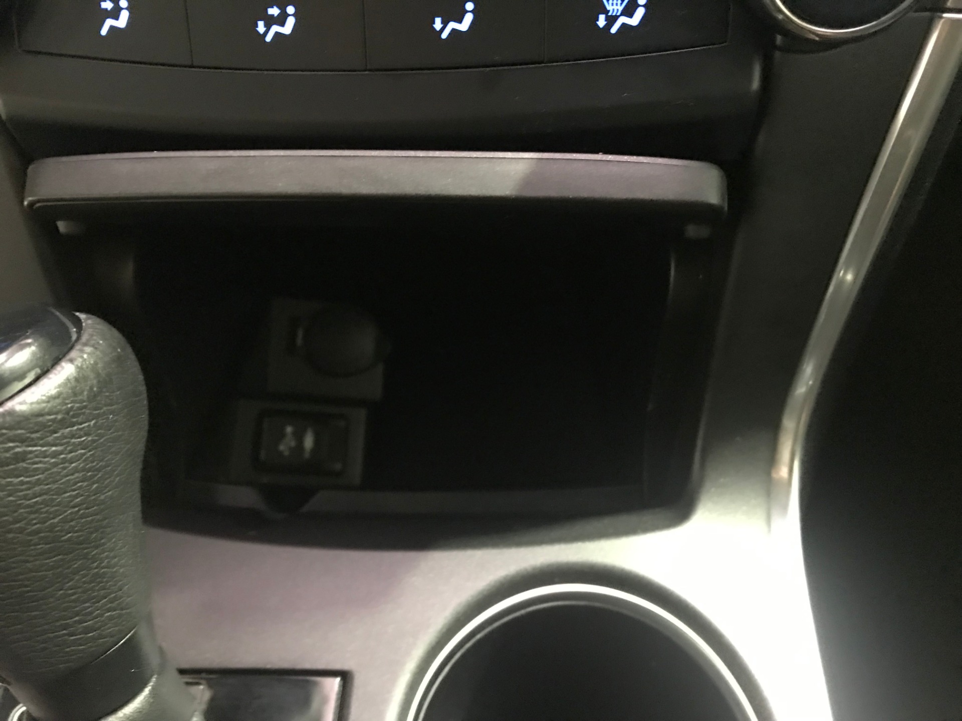 Used-2017-Toyota-Camry-SE-FWD
