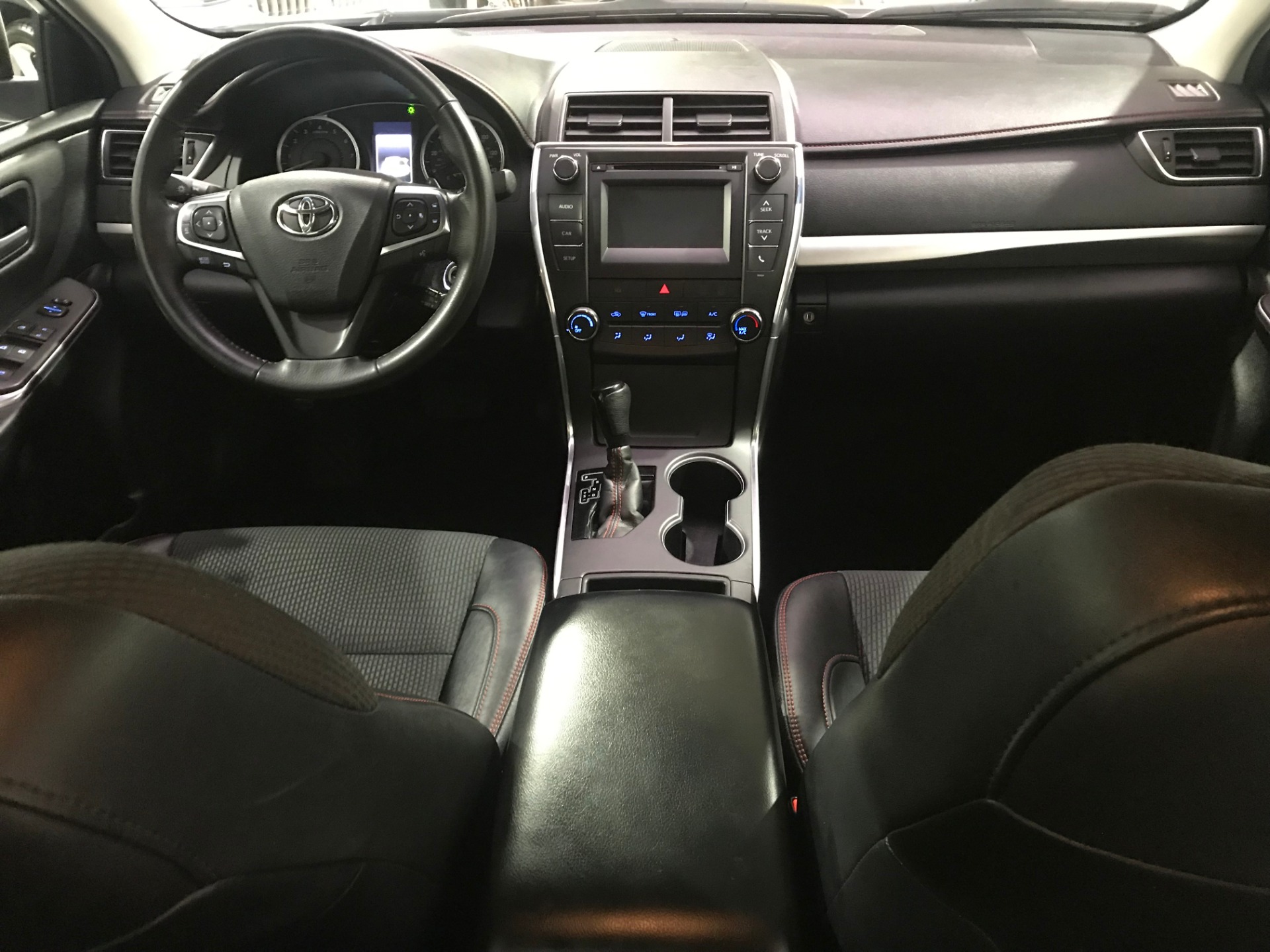 Used-2017-Toyota-Camry-SE-FWD