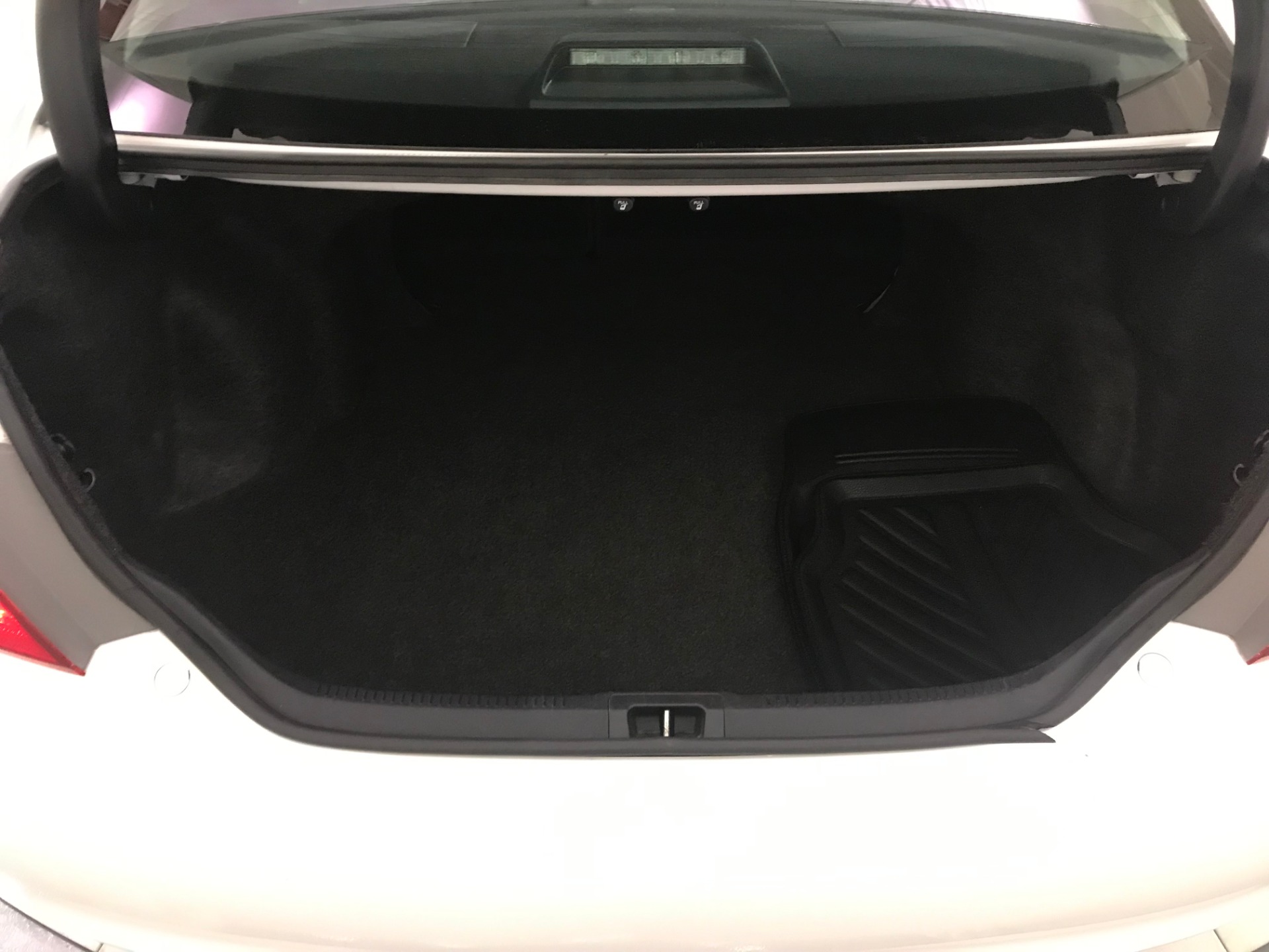 Used-2017-Toyota-Camry-SE-FWD