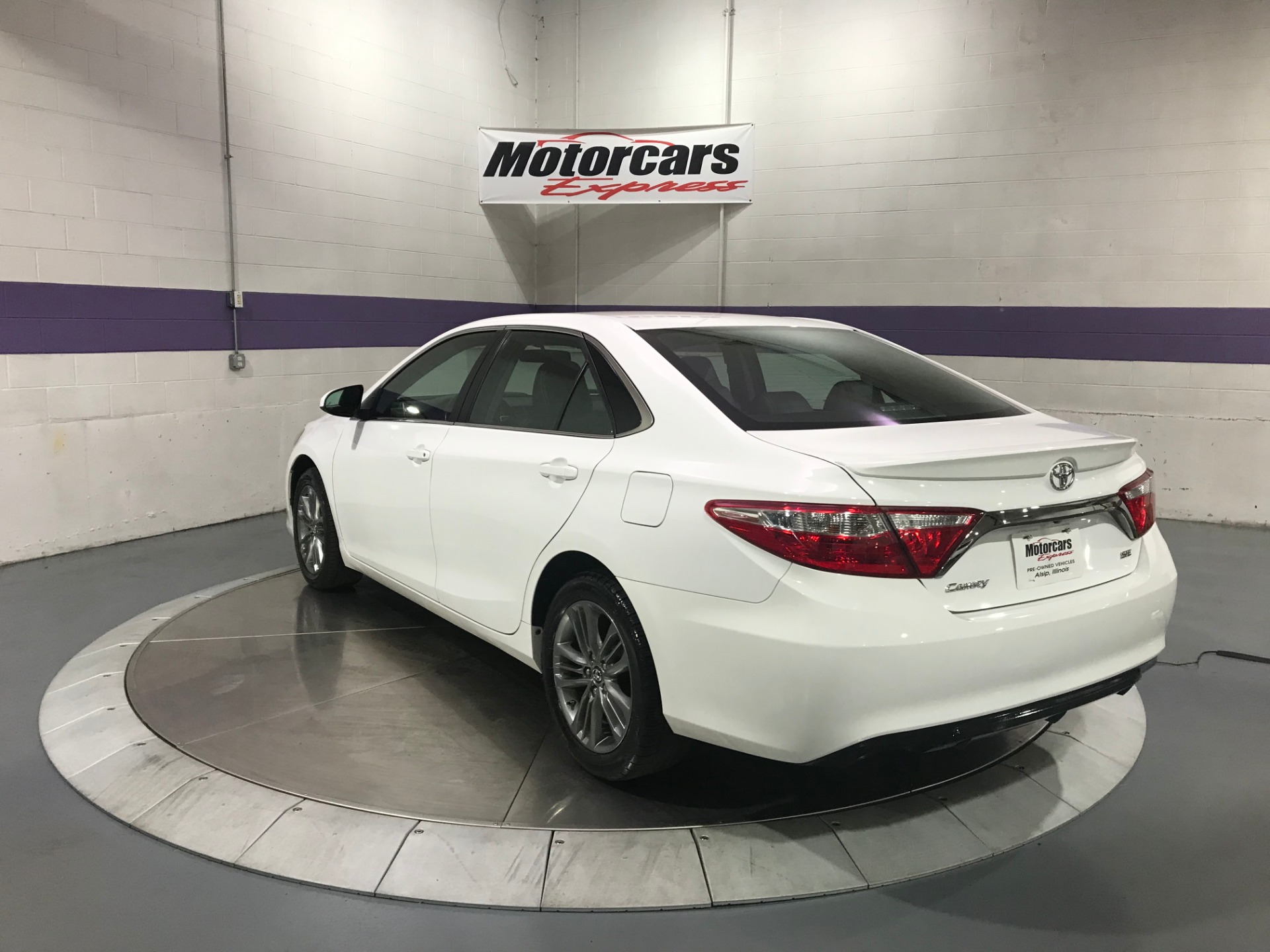 Used-2017-Toyota-Camry-SE-FWD