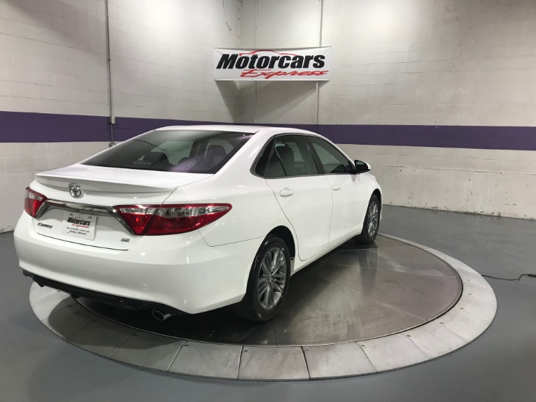 Used-2017-Toyota-Camry-SE-FWD