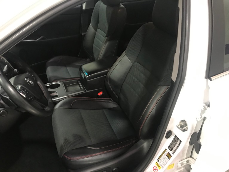 Used-2017-Toyota-Camry-SE-FWD