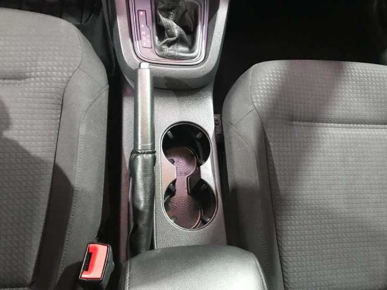Used-2015-Volkswagen-Jetta-SE-PZEV