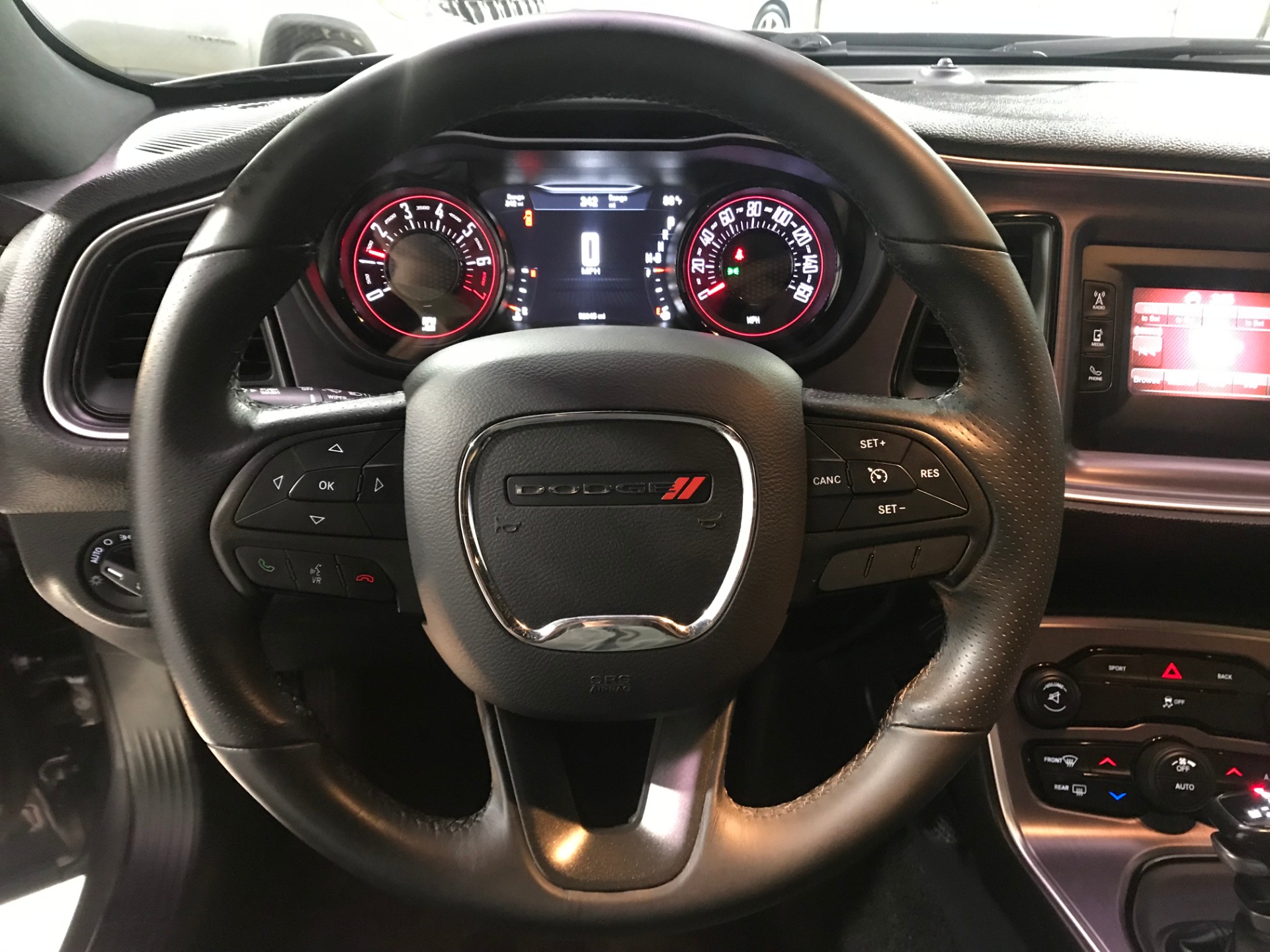 Used-2016-Dodge-Challenger-SXT
