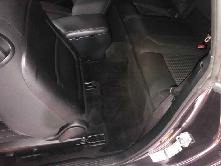 Used-2016-Dodge-Challenger-SXT