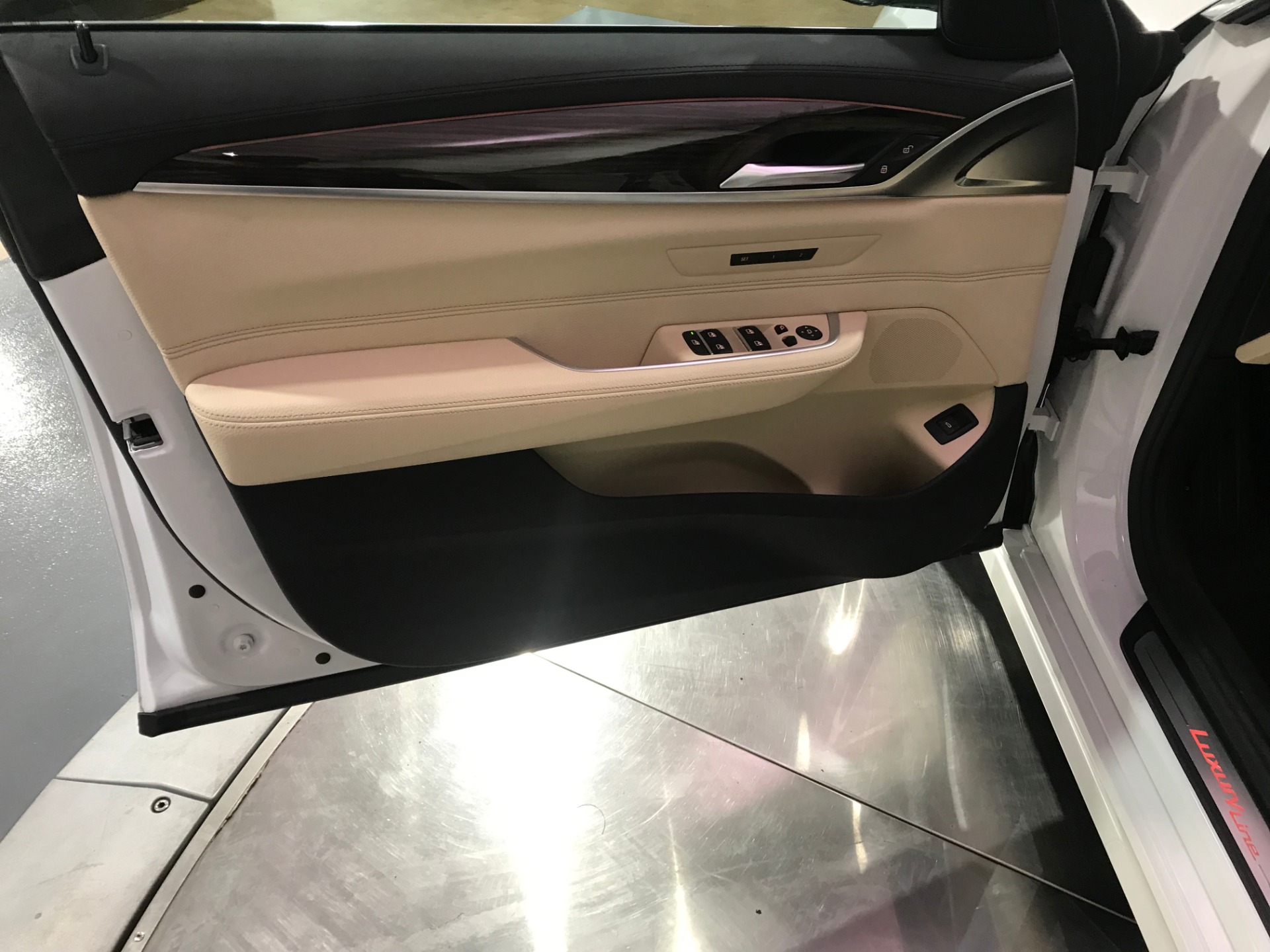 Used-2019-BMW-6-Series-640i-xDrive-Gran-Turismo