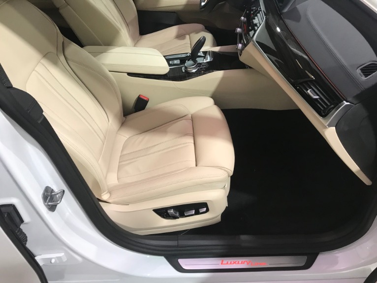 Used-2019-BMW-6-Series-640i-xDrive-Gran-Turismo