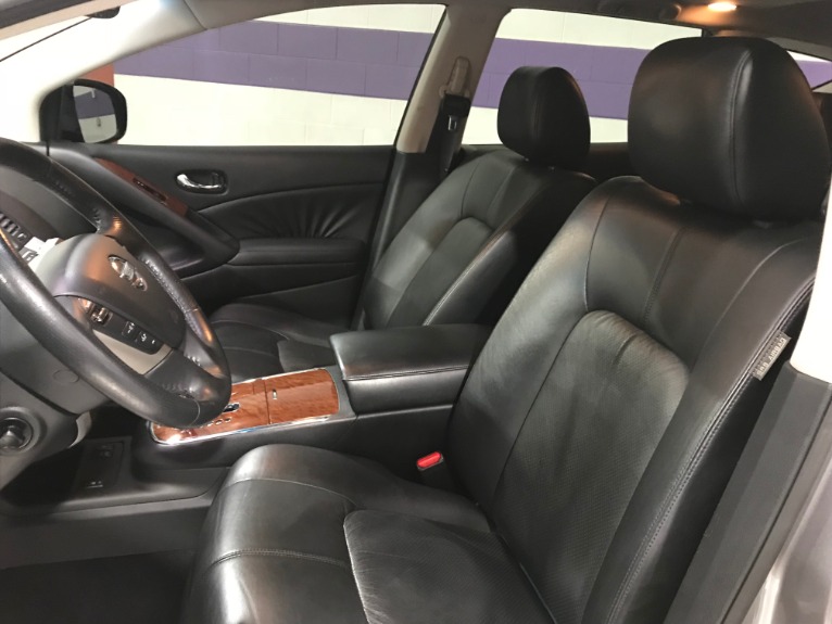 Used-2009-Nissan-Murano-LE-AWD-4dr-SUV
