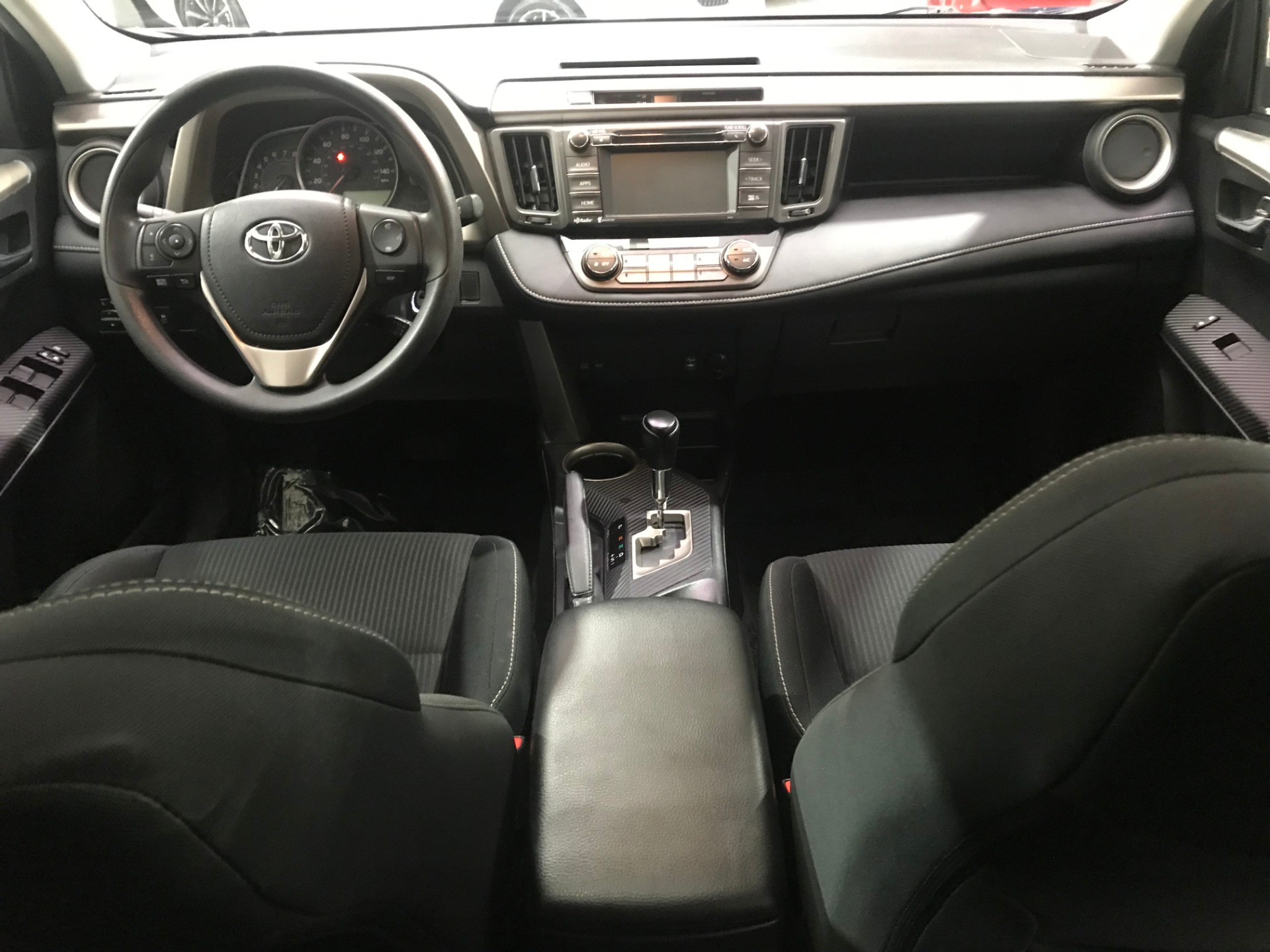 Used-2015-Toyota-RAV4-XLE-AWD