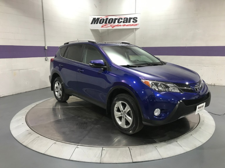 Used-2015-Toyota-RAV4-XLE-AWD