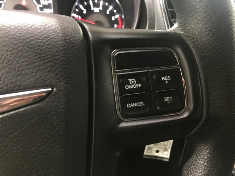 Used-2012-Chrysler-200-LX