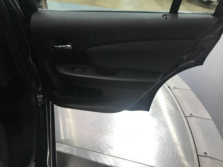 Used-2012-Chrysler-200-LX