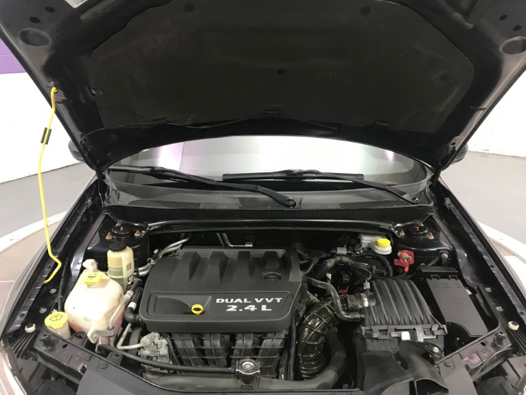 Used-2012-Chrysler-200-LX