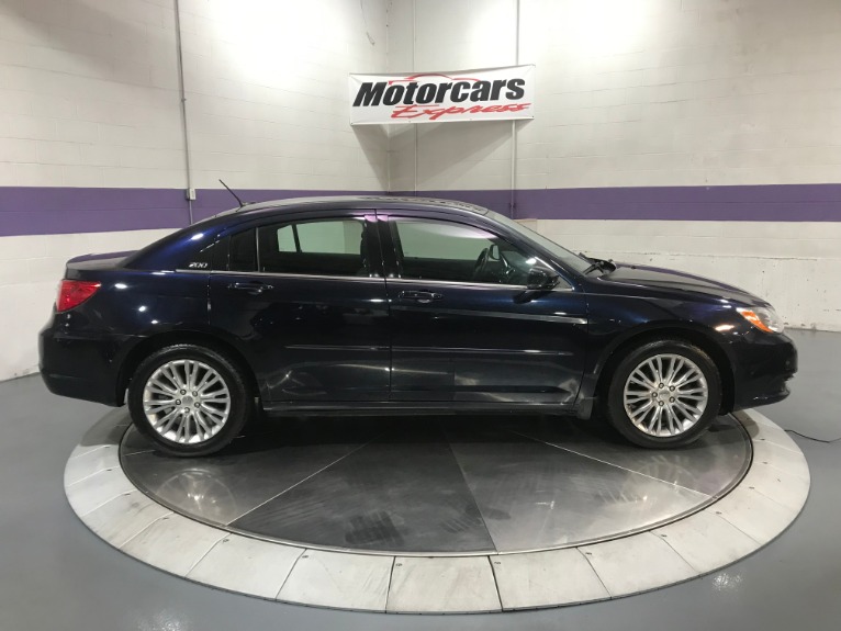 Used-2012-Chrysler-200-LX