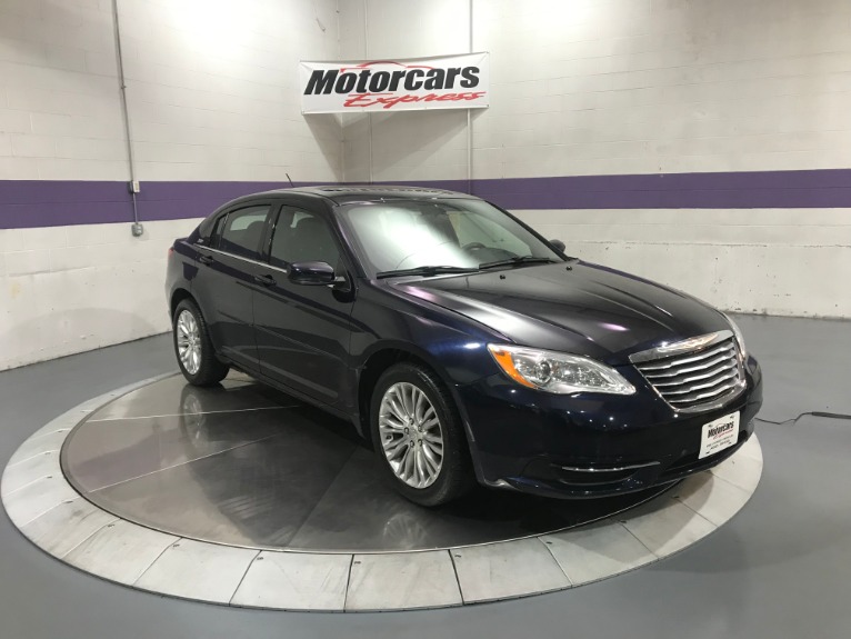 Used-2012-Chrysler-200-LX