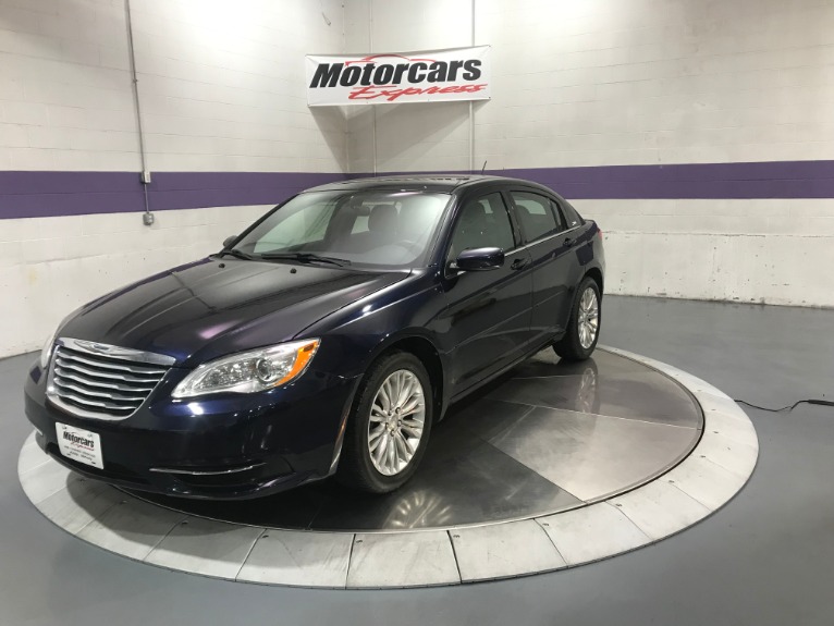 Used-2012-Chrysler-200-LX