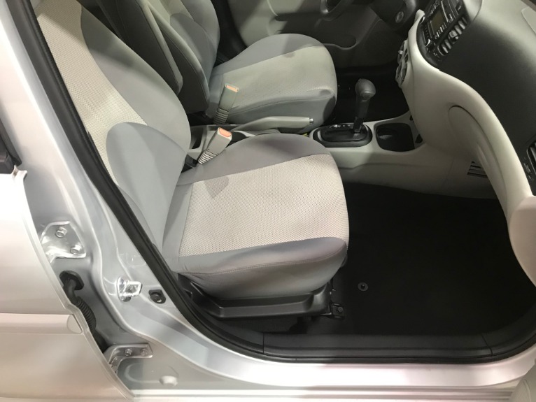 Used-2010-Hyundai-Accent-GLS