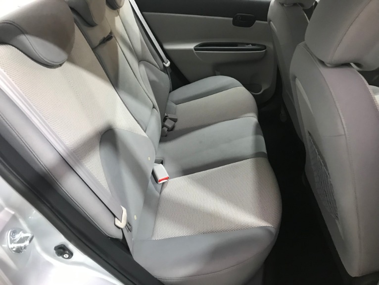 Used-2010-Hyundai-Accent-GLS