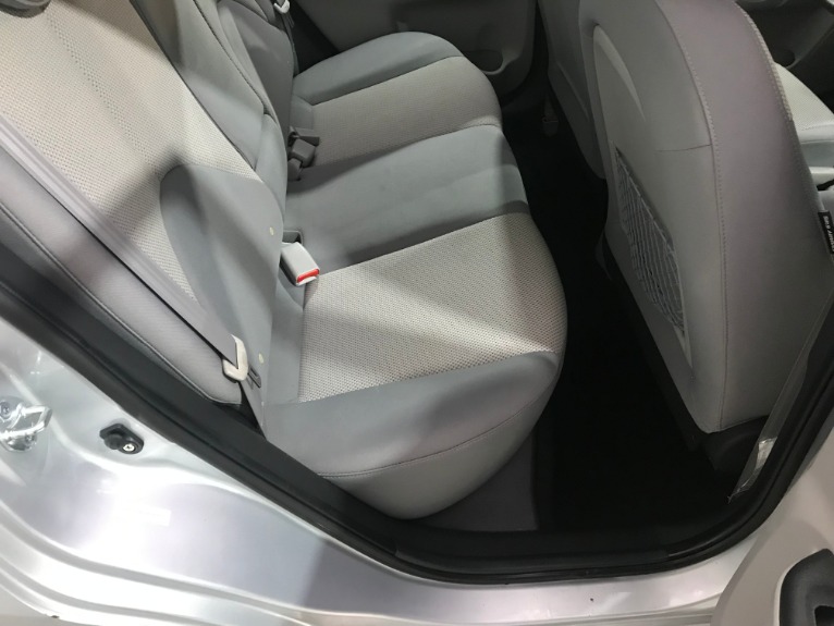 Used-2010-Hyundai-Accent-GLS