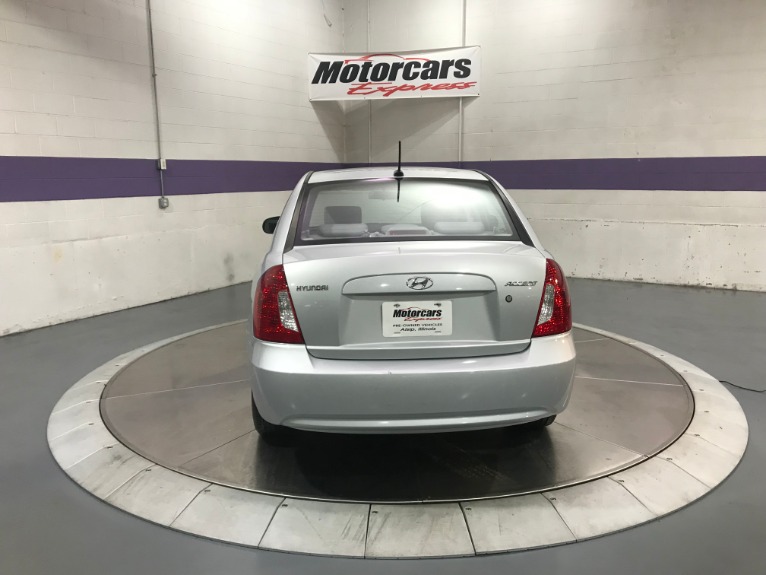 Used-2010-Hyundai-Accent-GLS