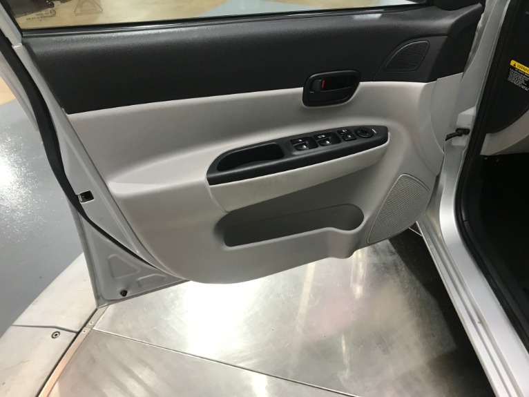 Used-2010-Hyundai-Accent-GLS