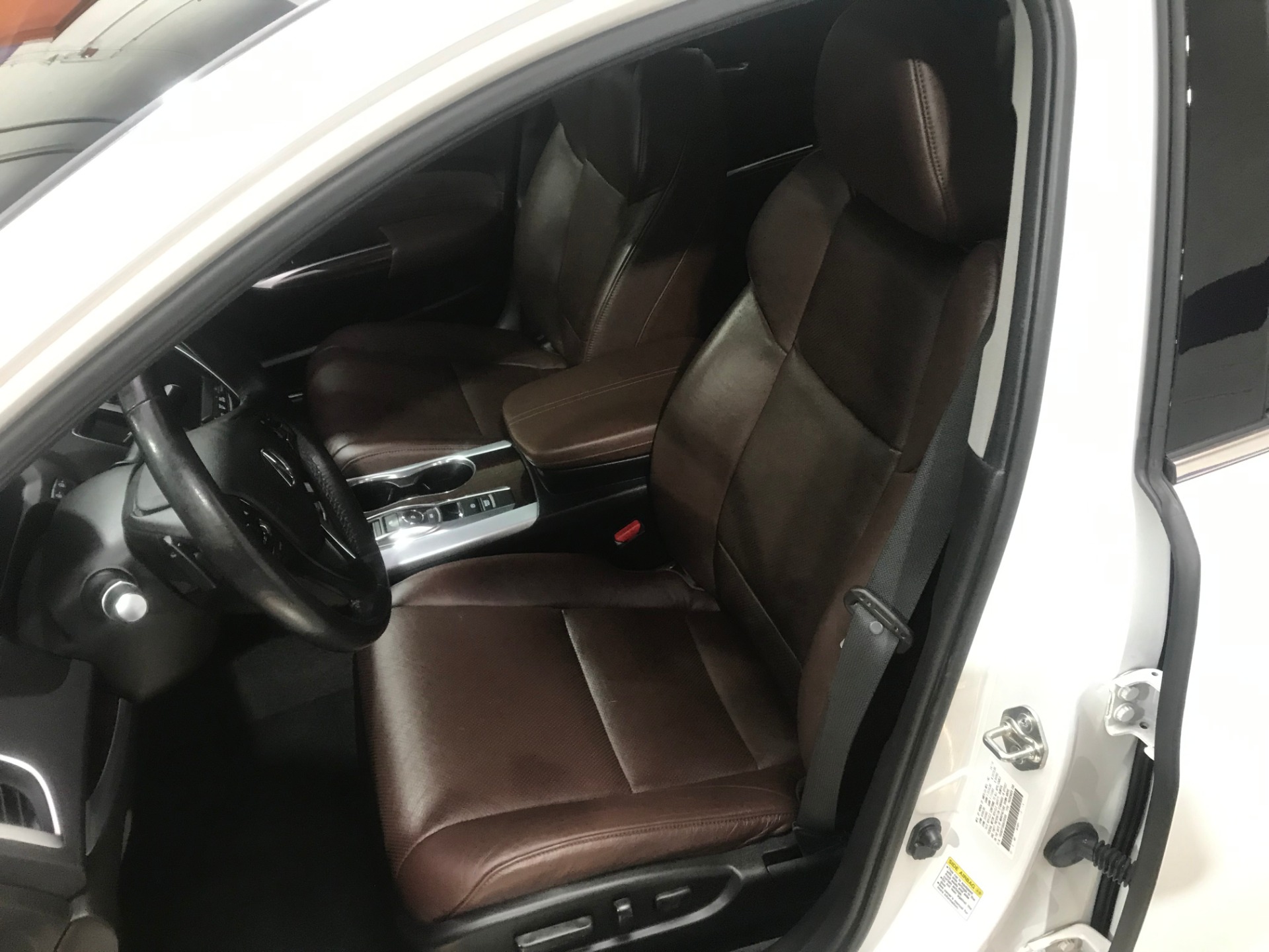Used-2016-Acura-TLX-V6-w/Tech-FWD