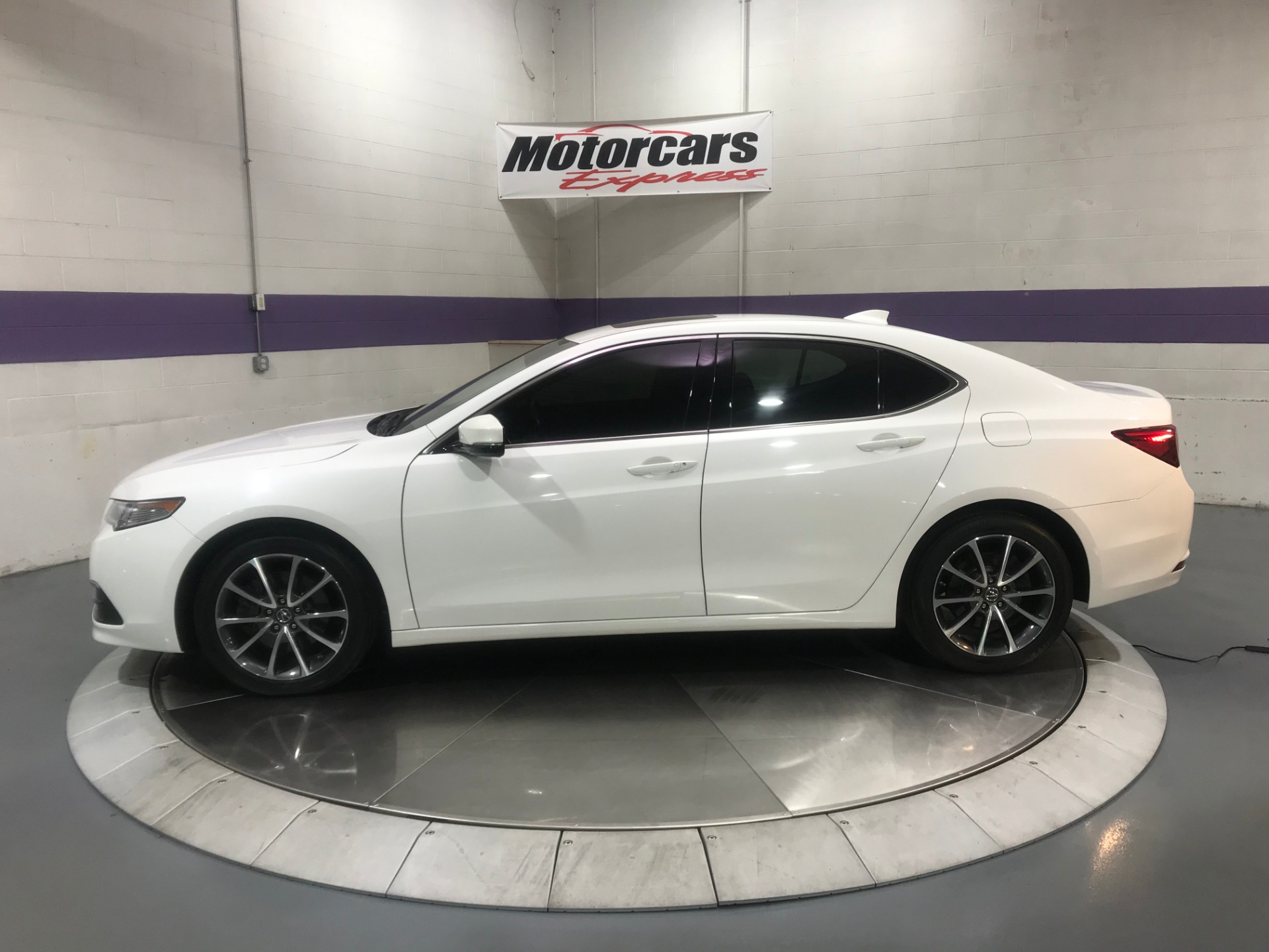 Used-2016-Acura-TLX-V6-w/Tech-FWD