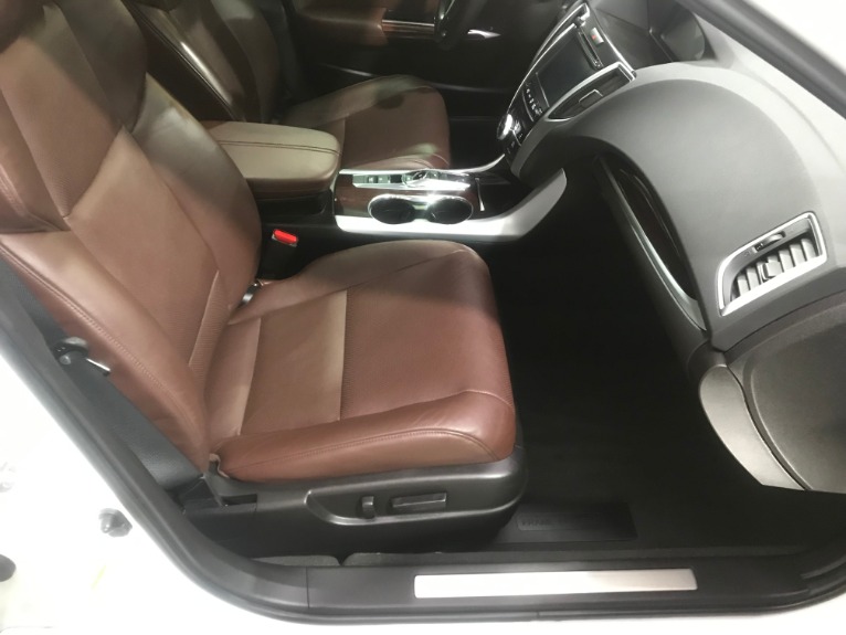 Used-2016-Acura-TLX-V6-w/Tech-FWD