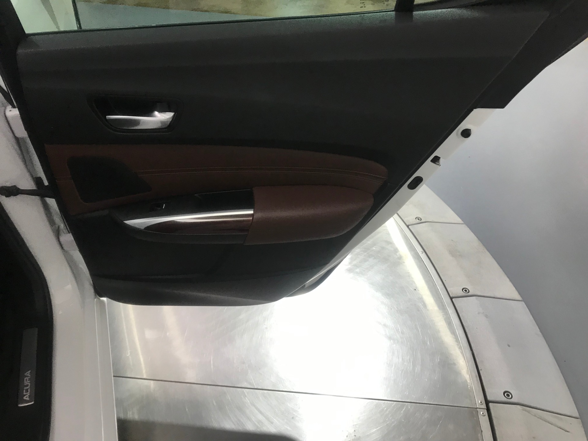 Used-2016-Acura-TLX-V6-w/Tech-FWD