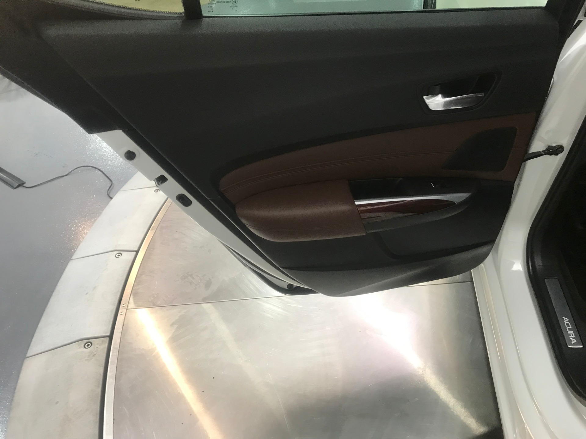 Used-2016-Acura-TLX-V6-w/Tech-FWD