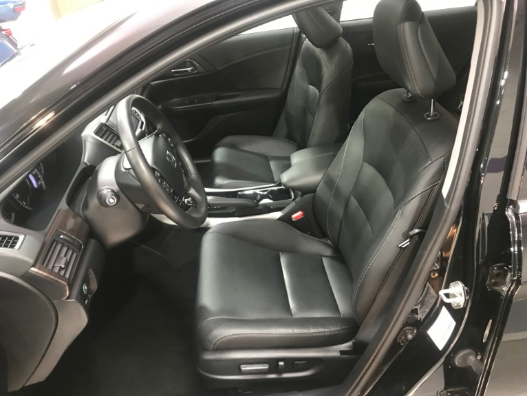 Used-2017-Honda-Accord-Touring