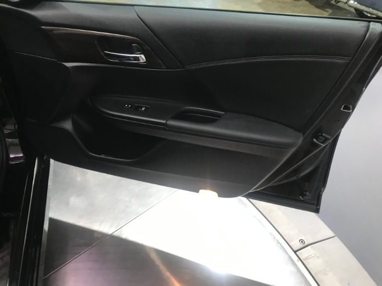 Used-2017-Honda-Accord-Touring