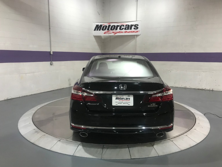 Used-2017-Honda-Accord-Touring