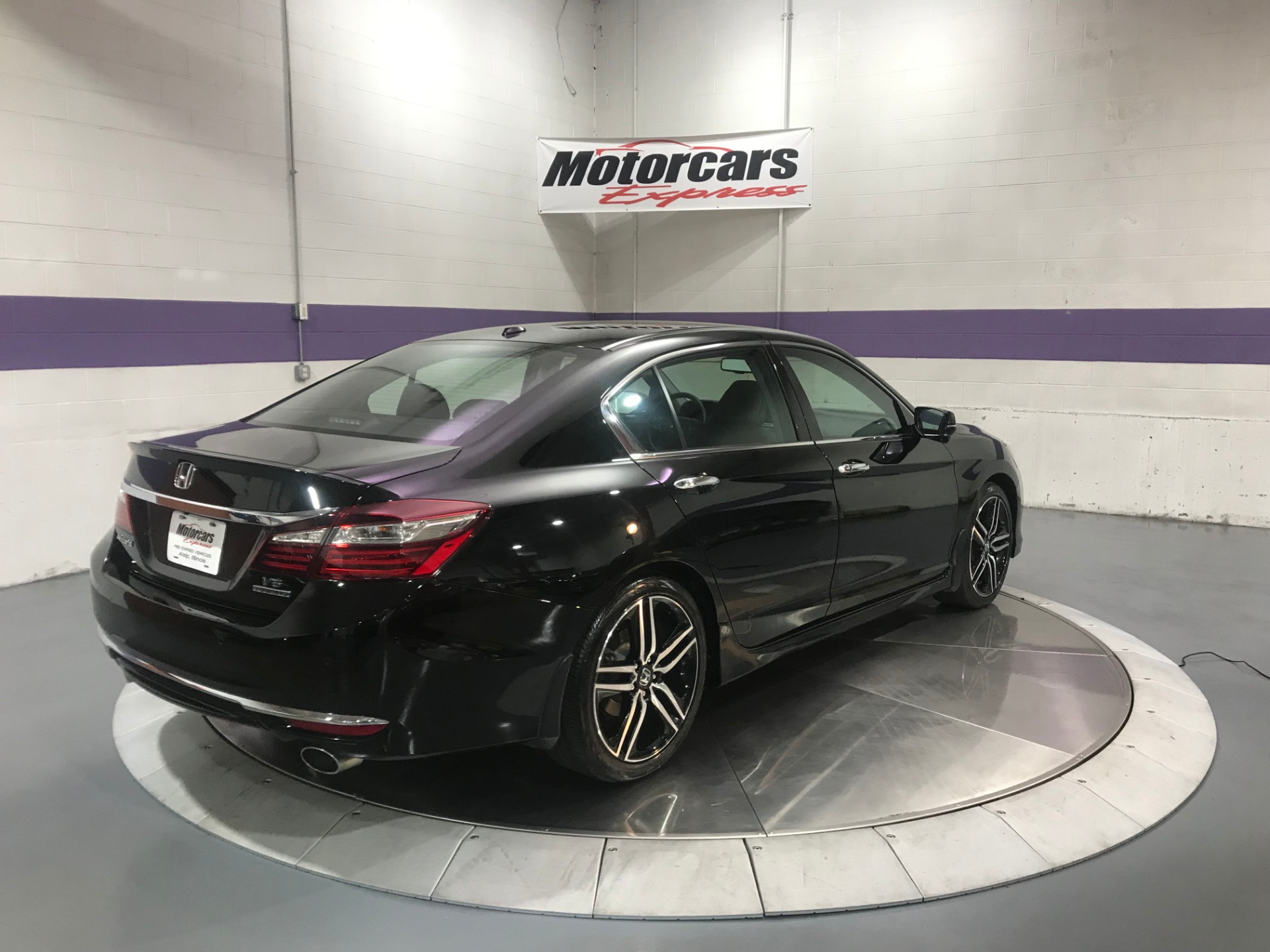 Used-2017-Honda-Accord-Touring