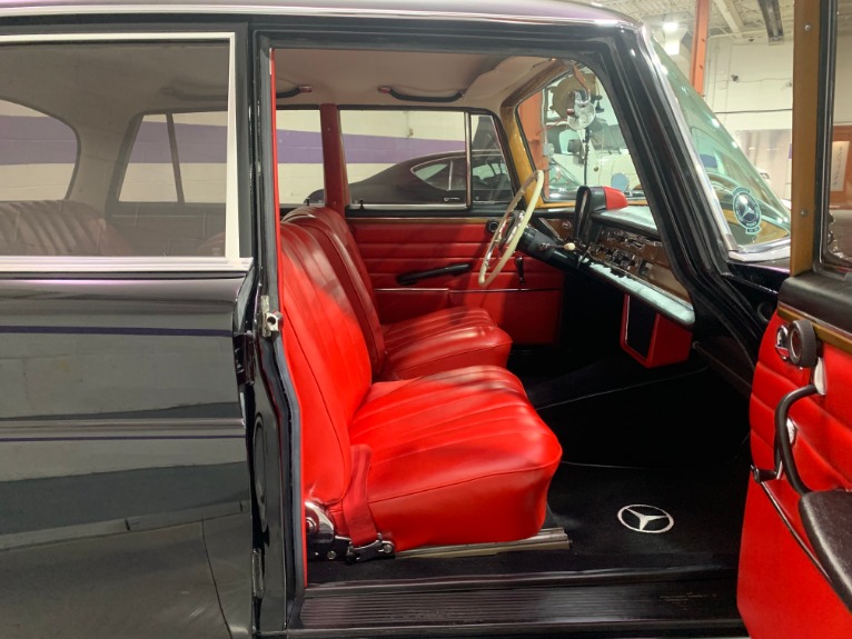 Used-1961-Mercedes-Benz-220-SB