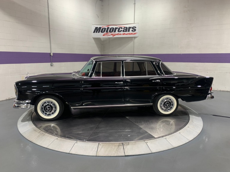 Used-1961-Mercedes-Benz-220-SB