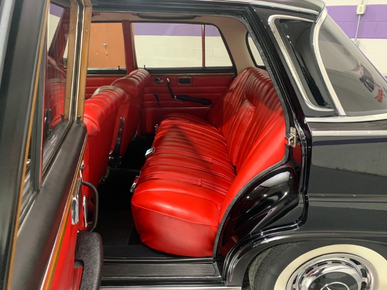 Used-1961-Mercedes-Benz-220-SB