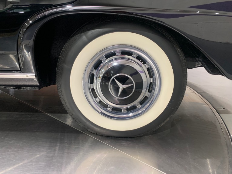 Used-1961-Mercedes-Benz-220-SB