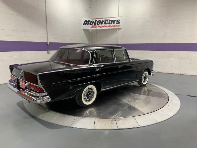 Used-1961-Mercedes-Benz-220-SB