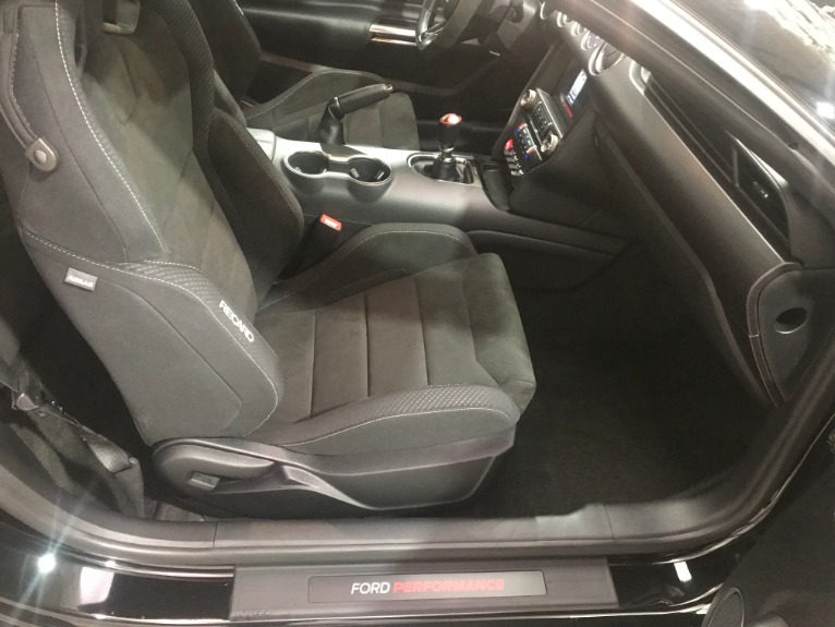 Used-2017-Ford-Mustang-Shelby-GT350