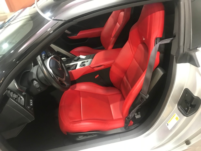 Used-2015-Chevrolet-Corvette-Stingray-RWD