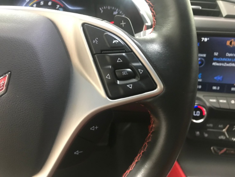 Used-2015-Chevrolet-Corvette-Stingray-RWD
