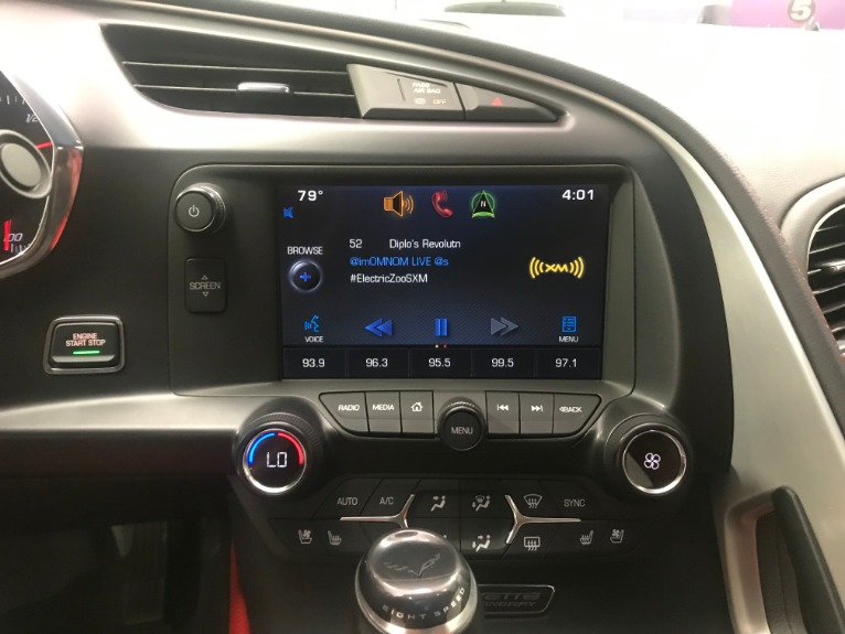 Used-2015-Chevrolet-Corvette-Stingray-RWD