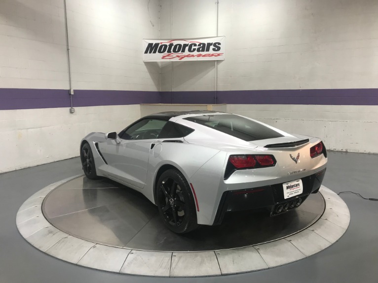 Used-2015-Chevrolet-Corvette-Stingray-RWD