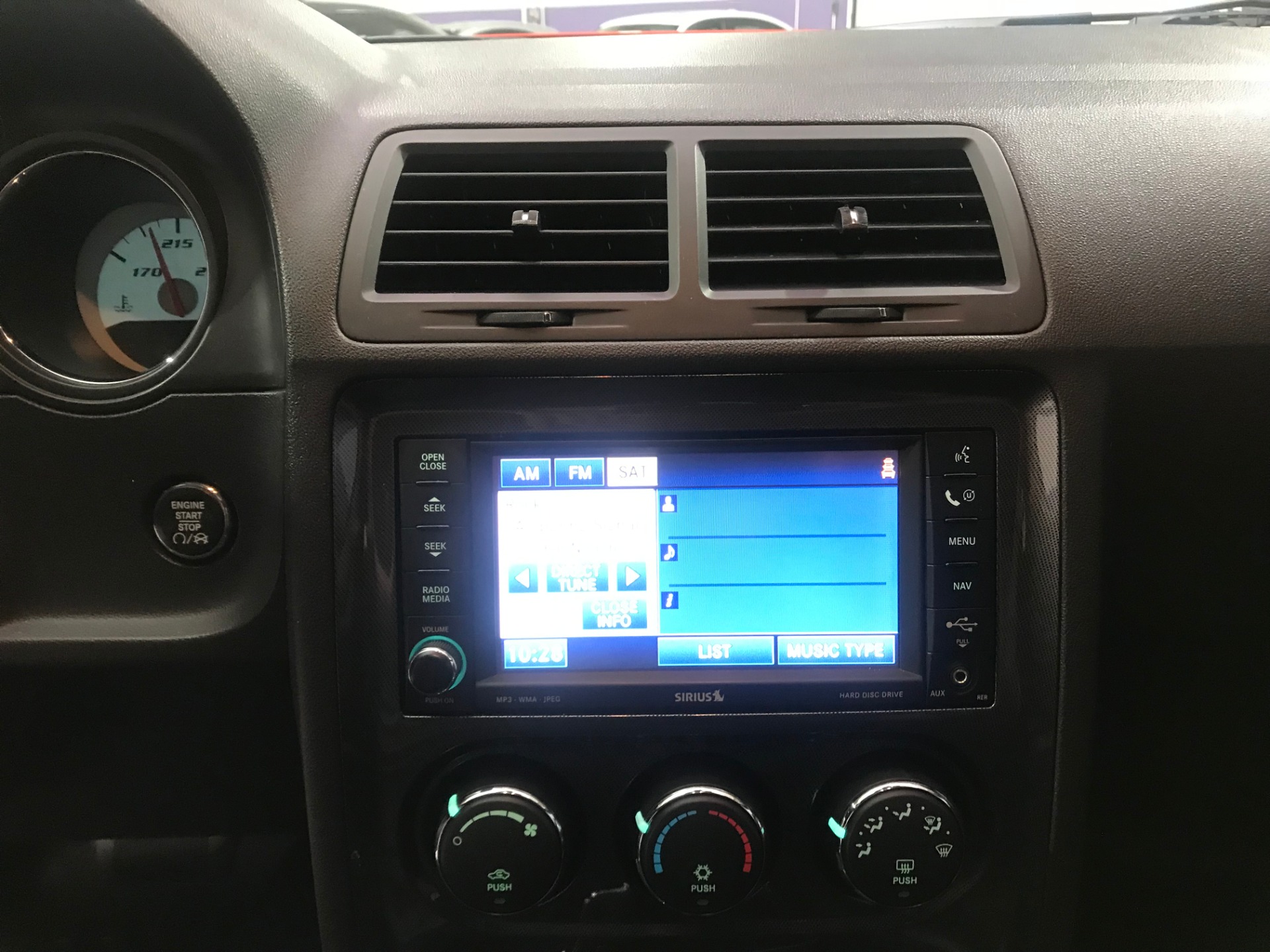 Used-2008-Dodge-Challenger-SRT8-RWD