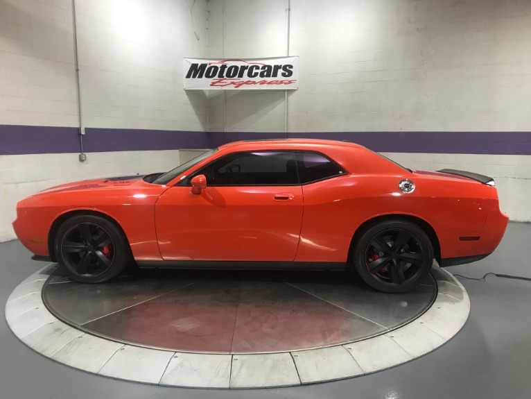 Used-2008-Dodge-Challenger-SRT8-RWD