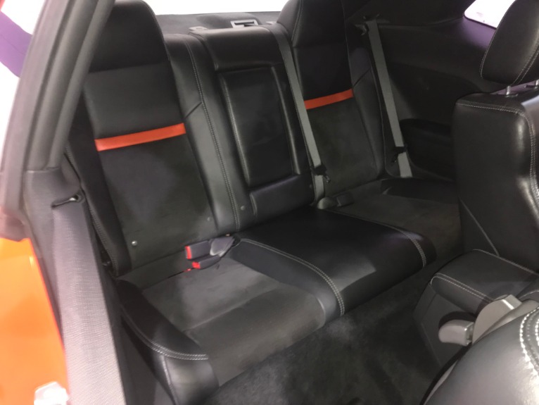 Used-2008-Dodge-Challenger-SRT8
