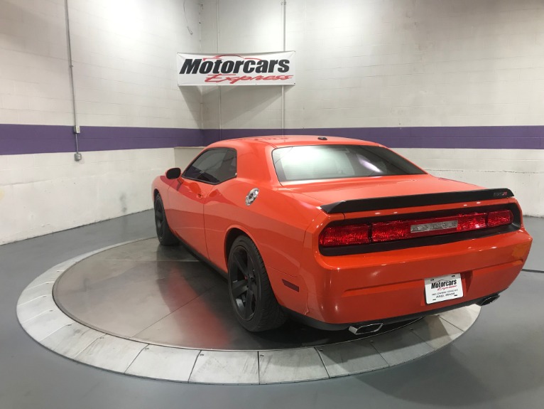 Used-2008-Dodge-Challenger-SRT8-RWD